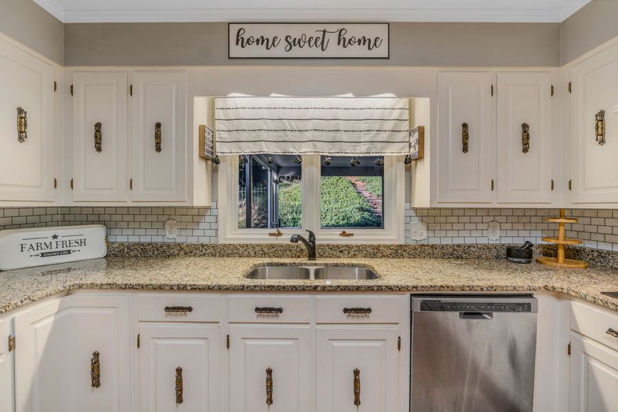 Kitchen, 144 Porter Road