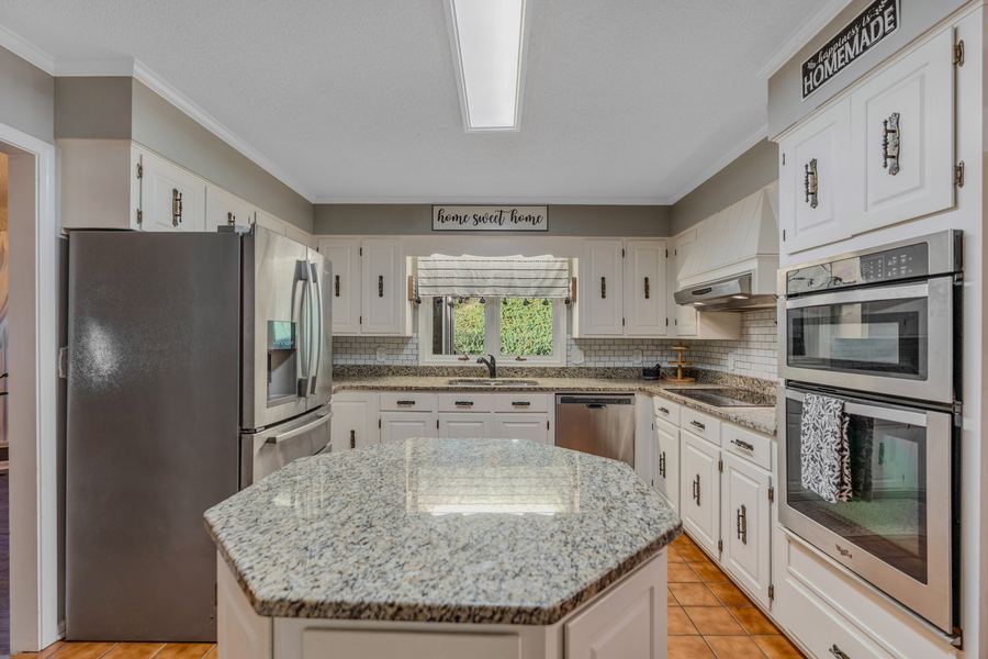 Kitchen, 144 Porter Road