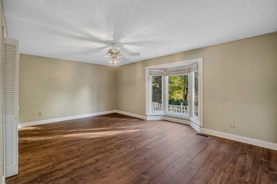 Second primary suite, 144 Porter Road